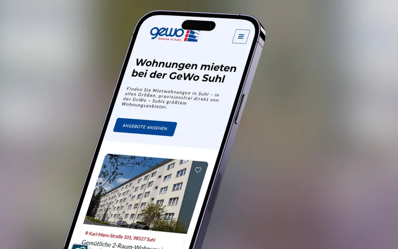 Das Wohnungsangebot der GeWo Suhl auf einem Smartphone