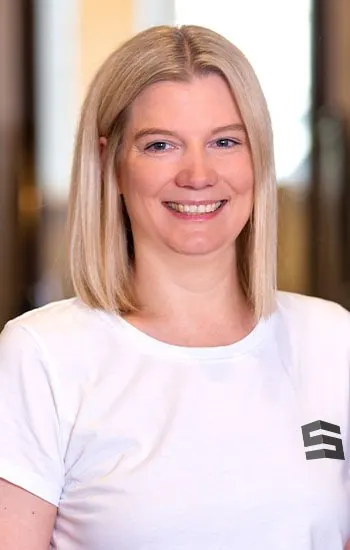 Elena, Projektleiterin bei Stockwerk Media