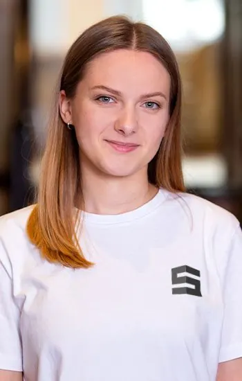 Evelyn, Mediengestalterin bei Stockwerk Media